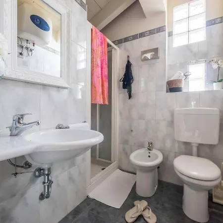 アパート Tonni ガビッチェ・マーレ