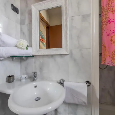 Apartment Tonni Gabicce Mare